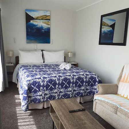 Paeroa Rail Trail Motel Екстер'єр фото