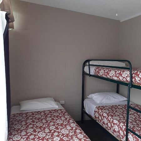 Paeroa Rail Trail Motel Екстер'єр фото